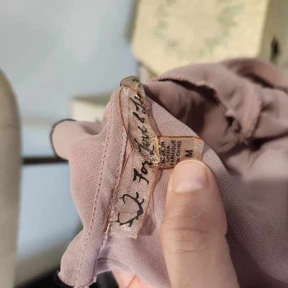 FL&L Ruffled Collared Blouse - Picture 5 of 5